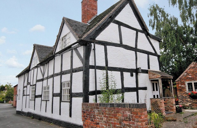 Swiss Cottage - E5375