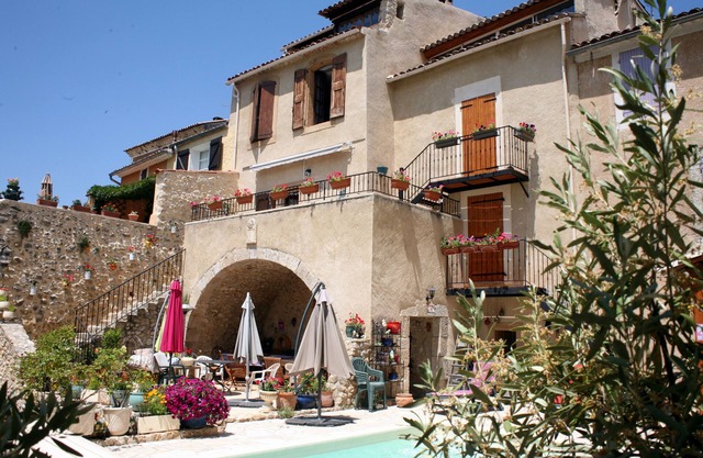 T2 39m² swimming pool jacuzi