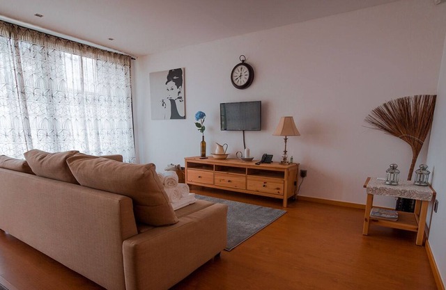 T2 - House Autumn | 01