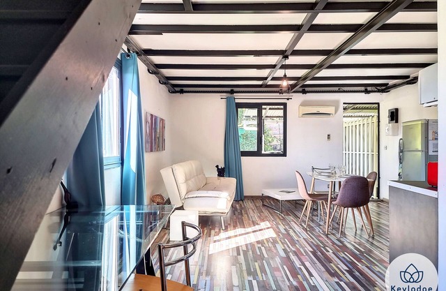 T2 "Le Corail" - Duplex 45m2 - 10' from the airport - City-Center