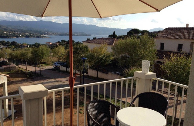 T2 sea and mountain view