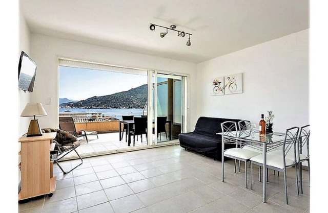 T3 Les pieds dans l'eau: sea view - Air-conditioned, equipped apartment - Golf Campomoro