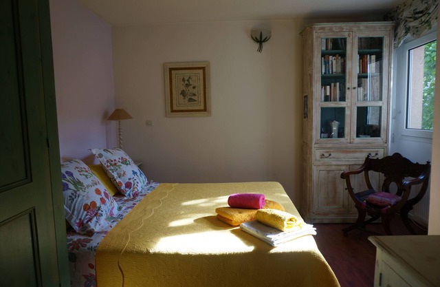 T5 in quiet town very equipped with WIFI Balcony 4 bedrooms 7 beds capacity