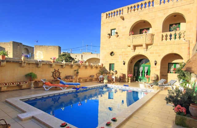 Ta' Annie Farmhouse,' A Unique Farmhouse In The Heart of Gozo !