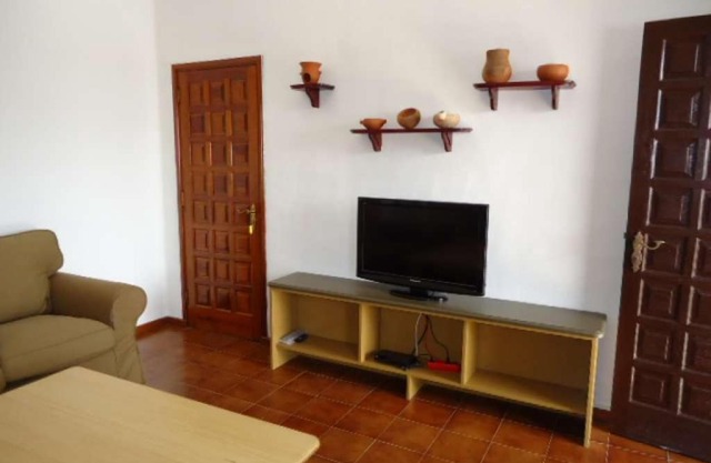 Tahiche Villa Sleeps 8 WiFi