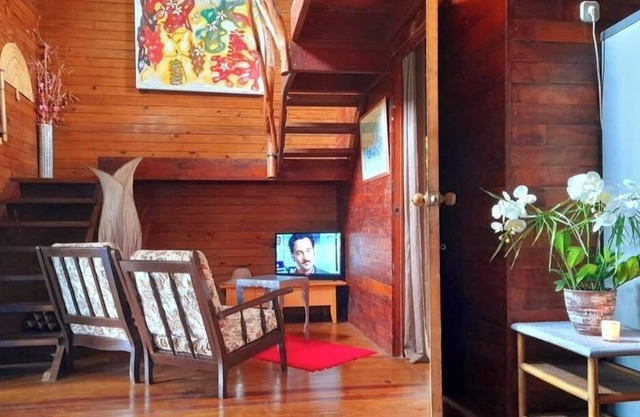 Tahiti Local Home