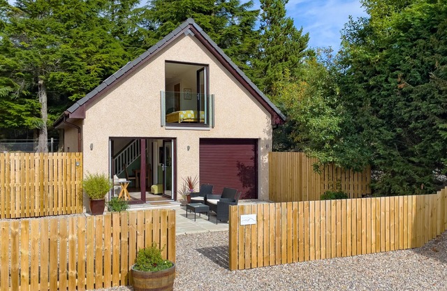 Taighsona Bothy, Speyside - amazing views!