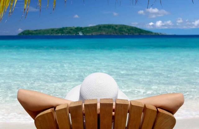 Taino Beach Cub Resort Bahamas. Paralia