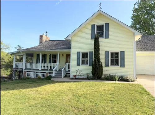 Tall Tales Farmhouse Retreat