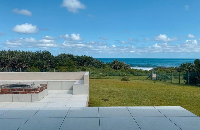 Tamassa Holiday Home on the Beach, in Port Edward