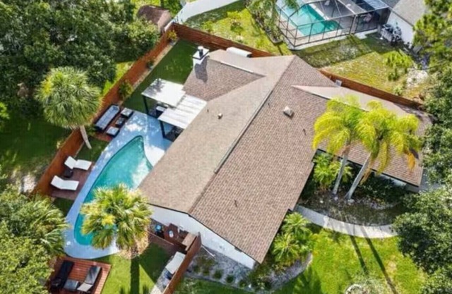 Tampa Oasis · Stylish 3 Bed, 3 Bath Home with Private Pool