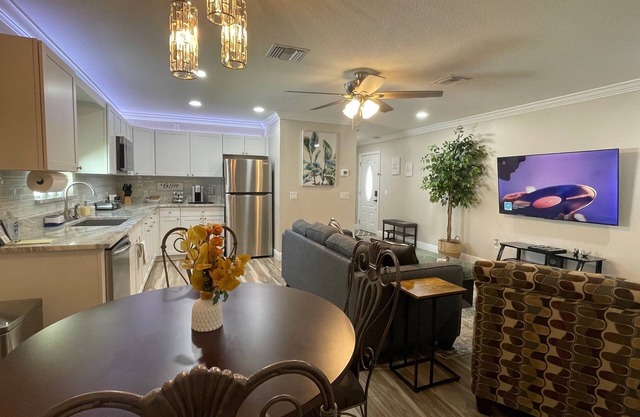 Tampa Super Suite