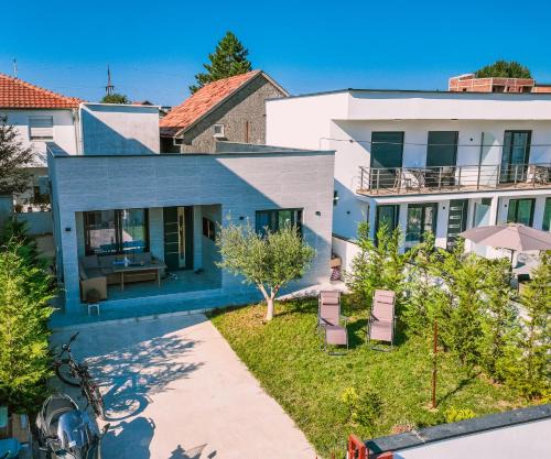 TaNa's Villa