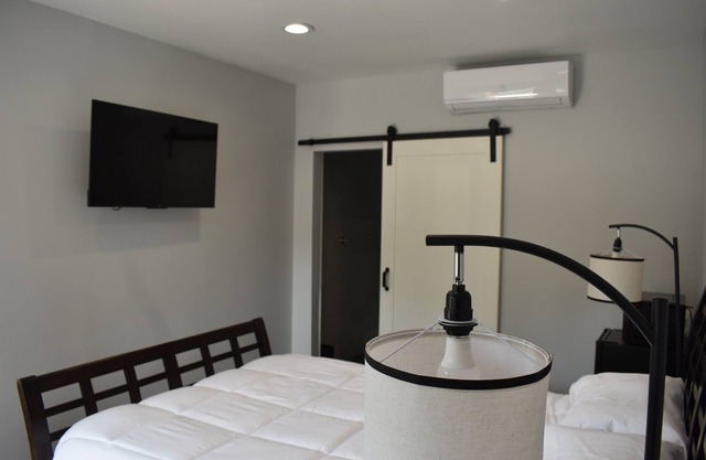 Tannersville Village on Saw Mill Creek Room #1- 1 Queen