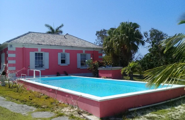 Tara Estates tucked away on a private property.