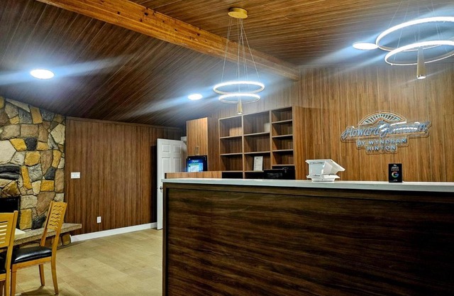 Tara Vista Inn