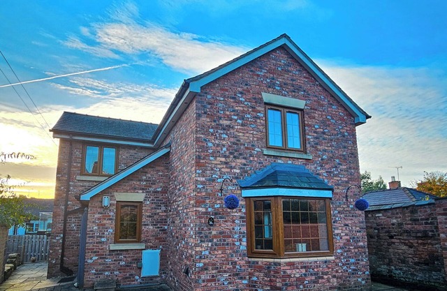 Tarporley Holiday Cottage - 5 bedroom house in the heart of Cheshire!