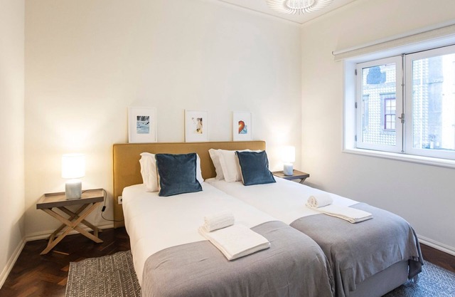 Tasteful 2BR Flat in Art District by LovelyStay