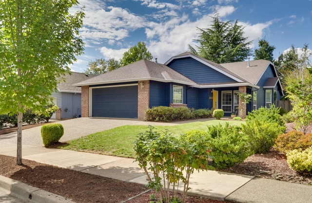 Tasteful Tualatin Home: 40 Mi to Willamette Valley