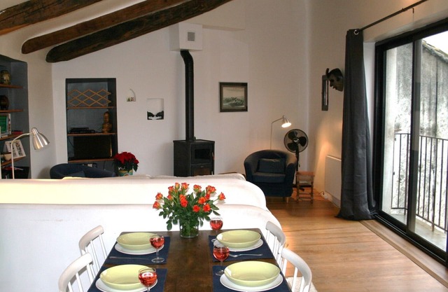 Tastefully renovated village house in Laroque des Alberes.