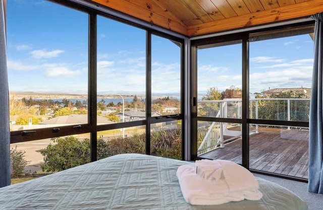 Taupo Views-family Retreat