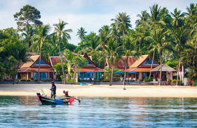 Tawantok Beach Villas