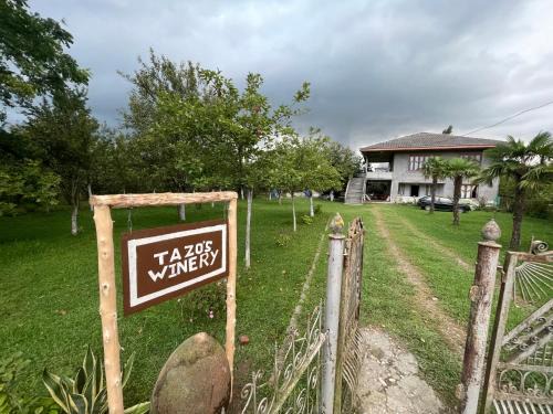 Tazos Winery guest house