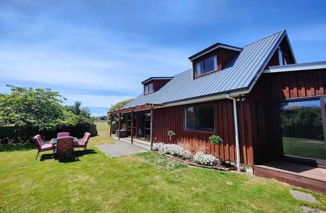 Te Anau Happy Days Hideaway