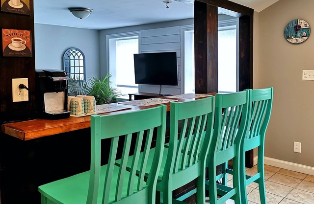 Teal Rose located in Stamford NY