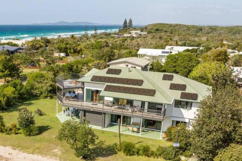 Teewah Tranquility Beach House