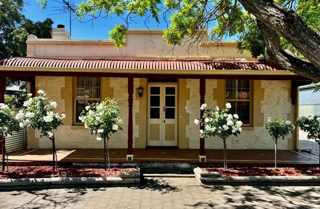 Telegraph Cottage
