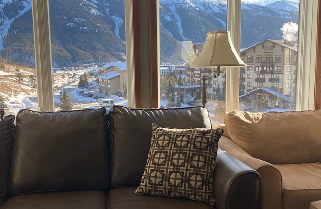 Telemark spatious corner penthouse with two baths and extra windows for sunlight