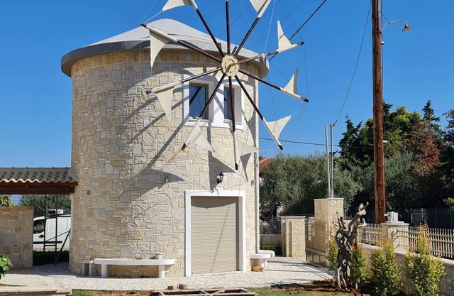 Temeni Windmills