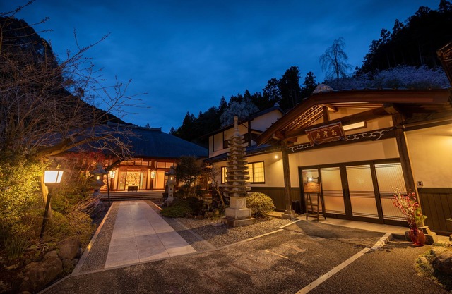 Temple Hotel Shimanobo
