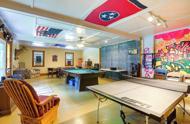 Tennessee Farm Vacation Rental w/Game Room!