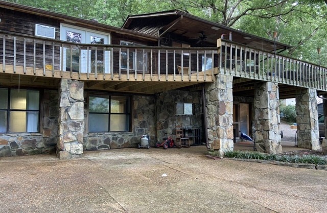 Tennessee River House