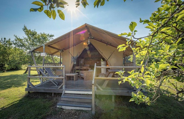 Tent Lodge Safari La Briande