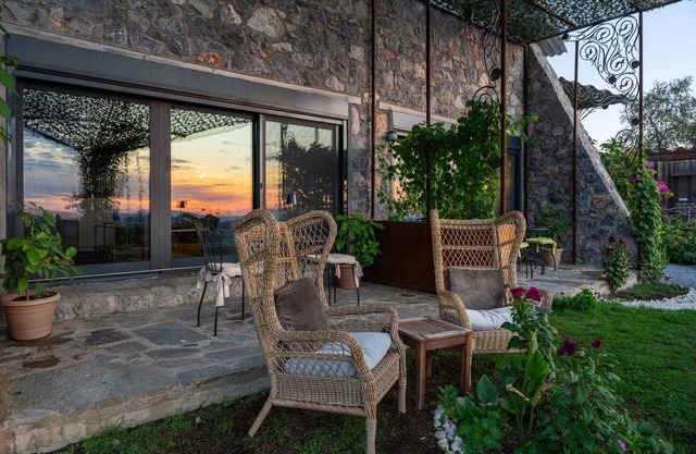 Teos Reatreat Houses - Hedera
