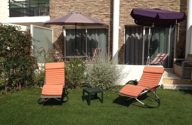 TERRA COTTA, spacious 2-room apartment - Garden terrace Parking - Access for disabled