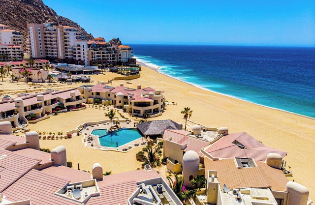 Terrasol Romantic Escape, Gym, BBQ, & Ocean Views