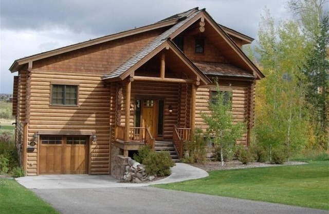 Teton Springs Cabin Backing up to Targhee National Forest