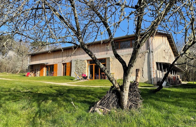 Théveny, Le Couchant