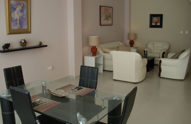 The Friendly, Front Staff Is Fluently Bi-lingual In Spanish And English.