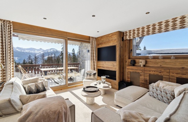 The Alpine Nest by Mrs Miggins *