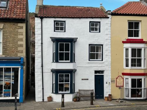 The Anchorage your home in idyllic Staithes