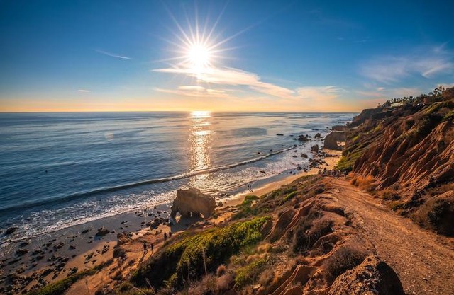 The Anza - a Calabasas Hotel