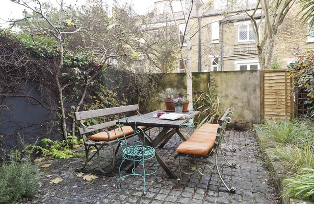 The Artist's House, by Veeve