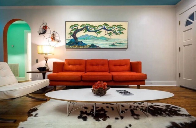 The Atomic Inn, A Mid-Century Country Escape
