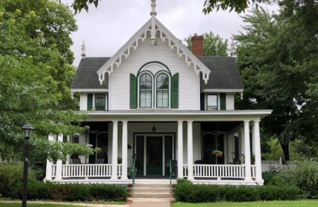 The Barron Historic Eau Claire Home