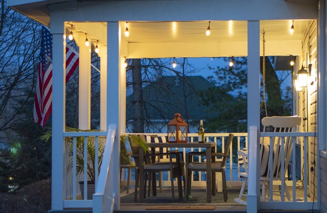 The Bay House - one block from Geneva Lake